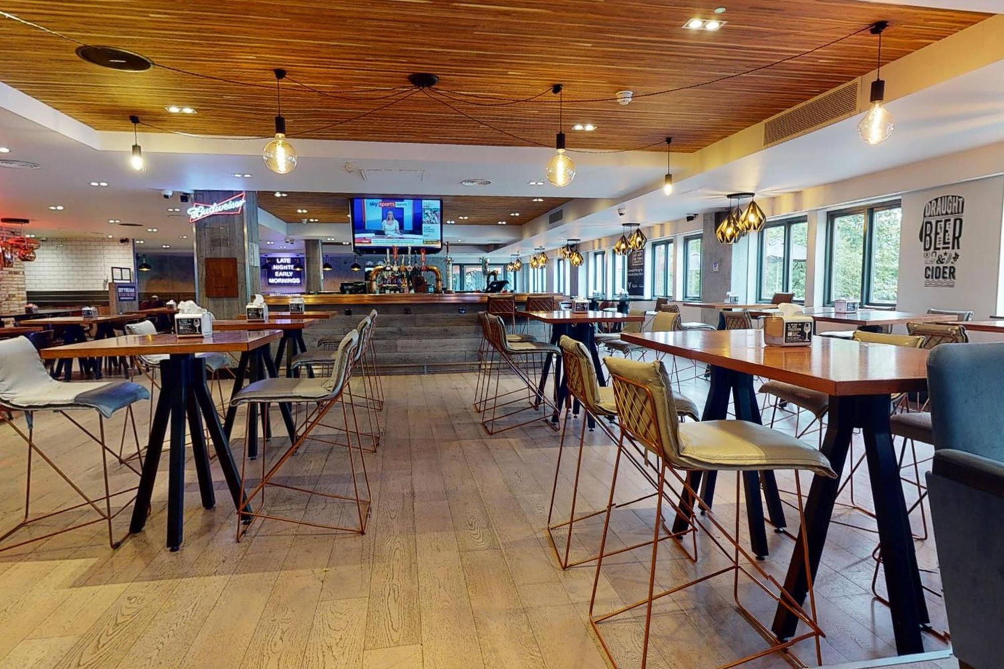 加的夫乡村酒店 卡迪夫 外观 照片